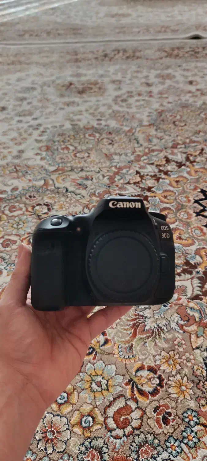 دوربین کانن 90d. لنز سیگما 35 کانن f1.4|دوربین عکاسی و فیلمبرداری|کرج, گلشهر|دیوار