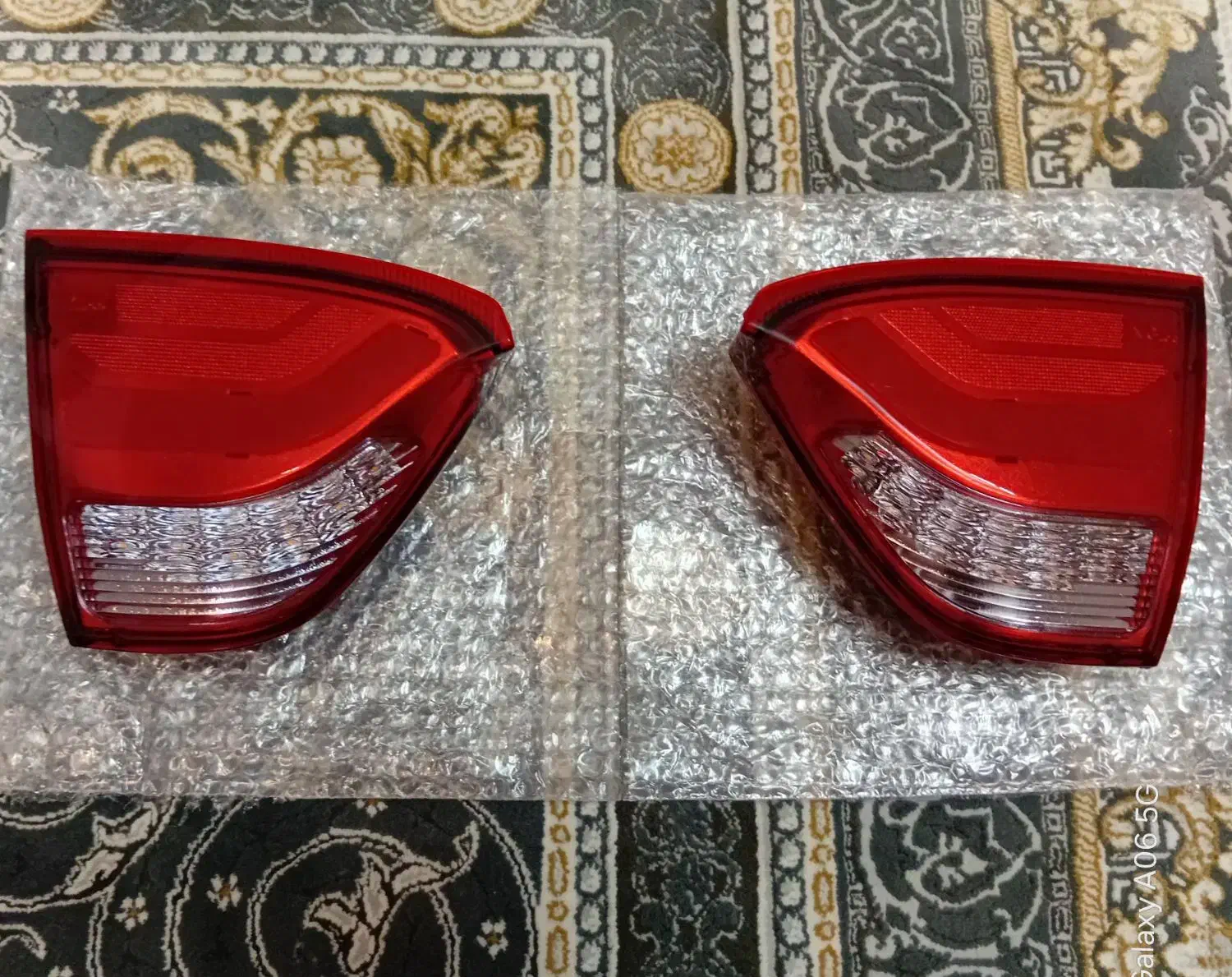 چراغ خطر عقب کوییک نئون دارد|قطعات یدکی و لوازم جانبی|بهارستان, |دیوار