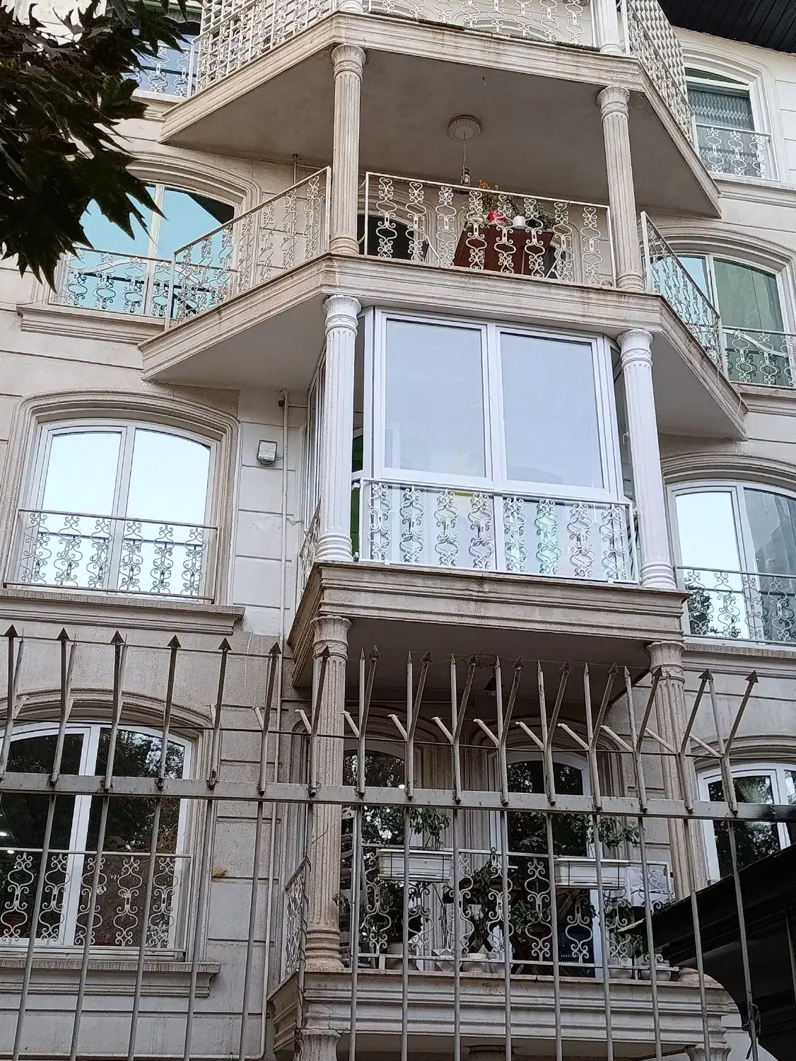 توری پلیسه.درب و پنجره دوجداره UPVC.حفاظ|خدمات پیشه و مهارت|کرج, شاهین‌ویلا|دیوار