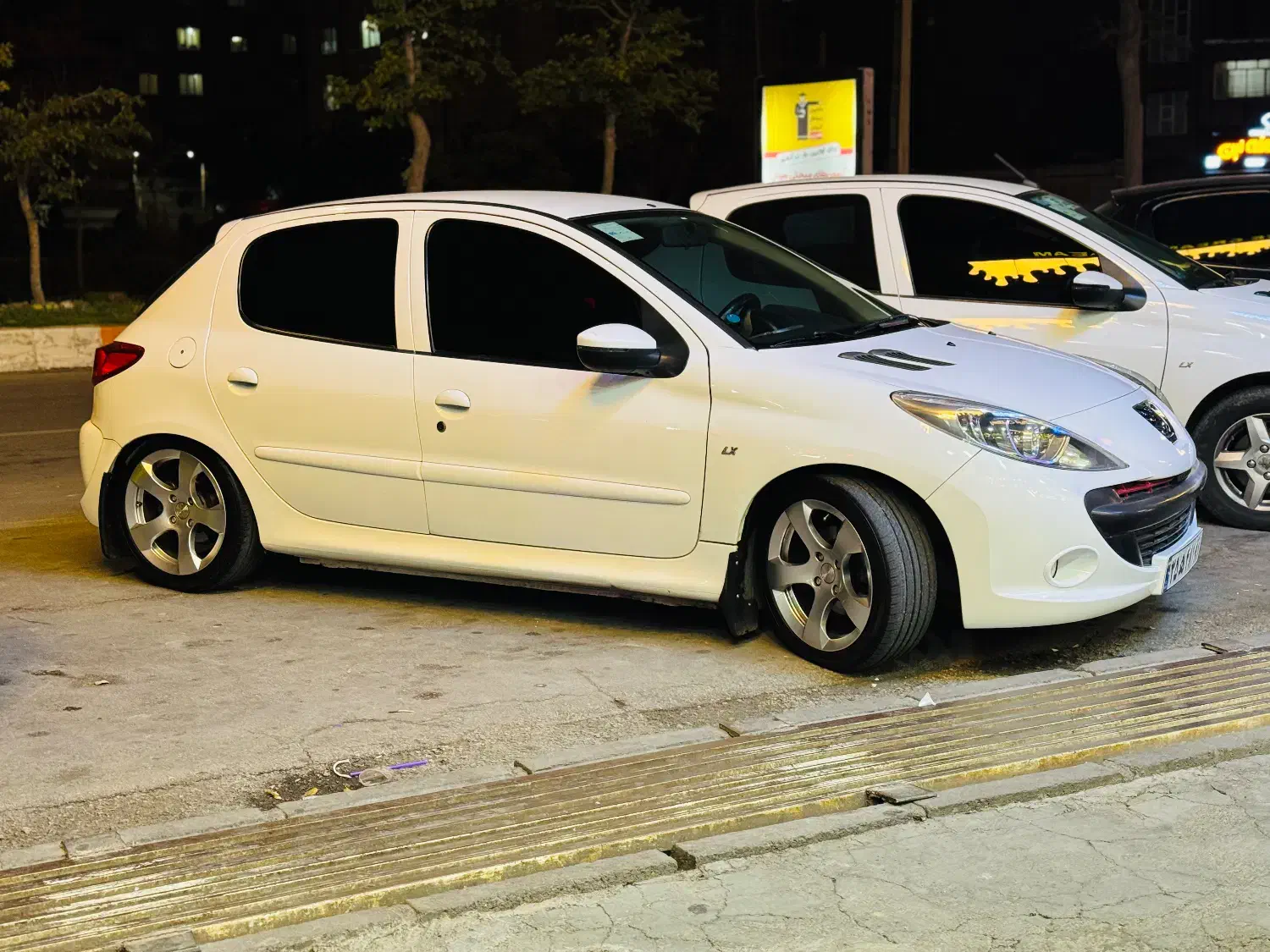 207مدل 97|خودرو سواری و وانت|اردبیل, |دیوار