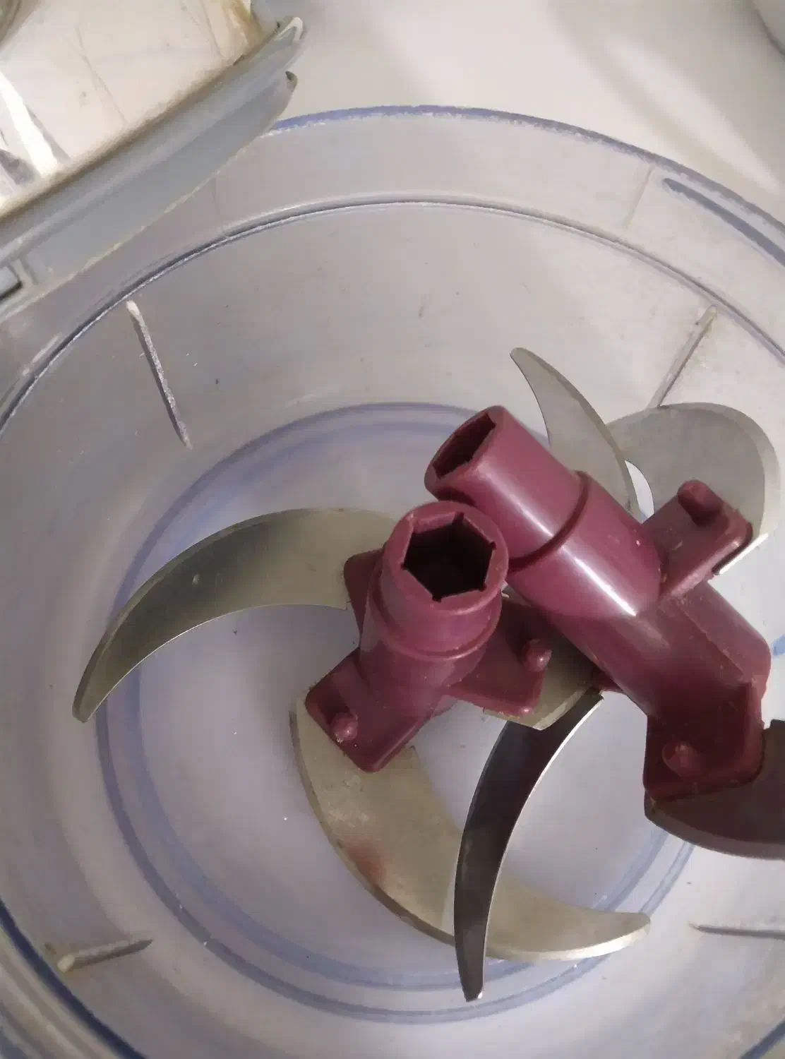 خرد کن|خردکن، آسیاب، غذاساز|قم, باجک یک|دیوار