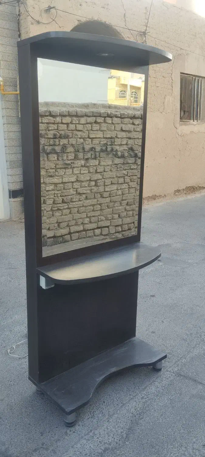 میز آرایشگری|آرایشگاه و سالن‌های زیبایی|اردکان, |دیوار