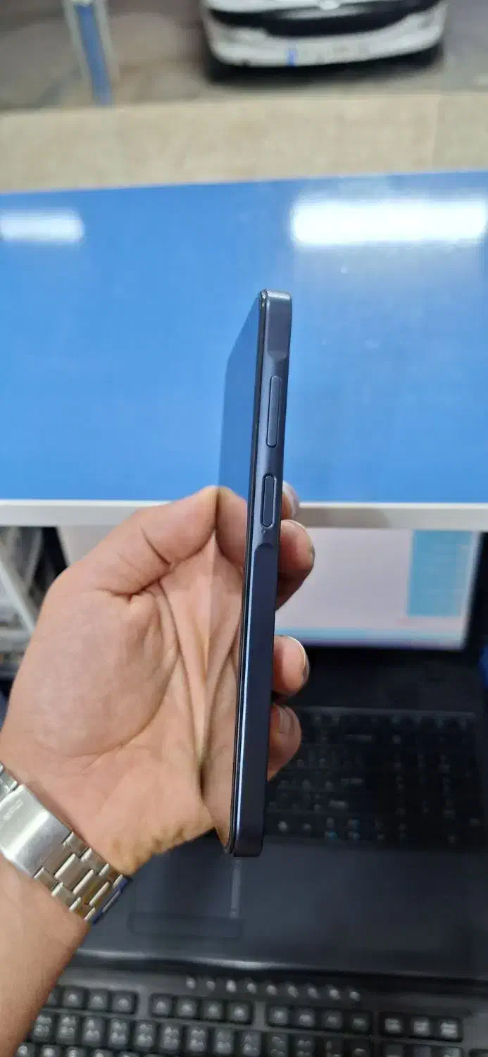 به دلیل خرید گوشی جدید بفروش میرسد|موبایل|اهواز, منبع اب|دیوار