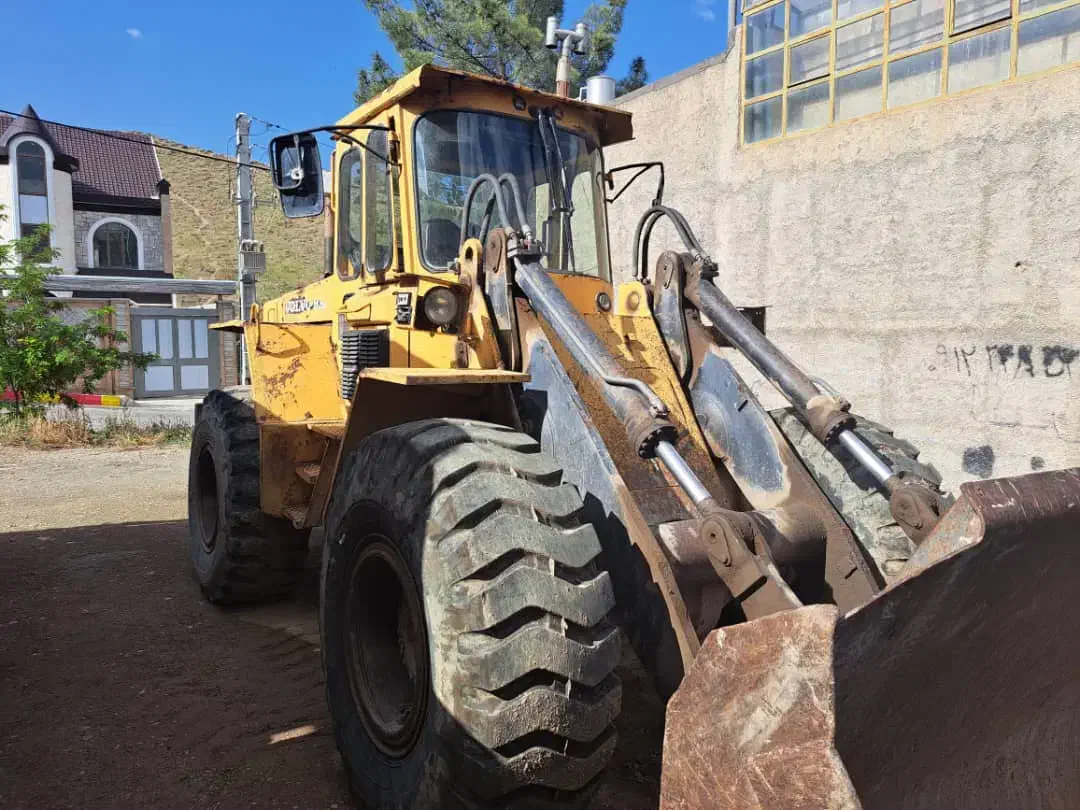 لودر|خودرو سنگین|جاجرود, |دیوار