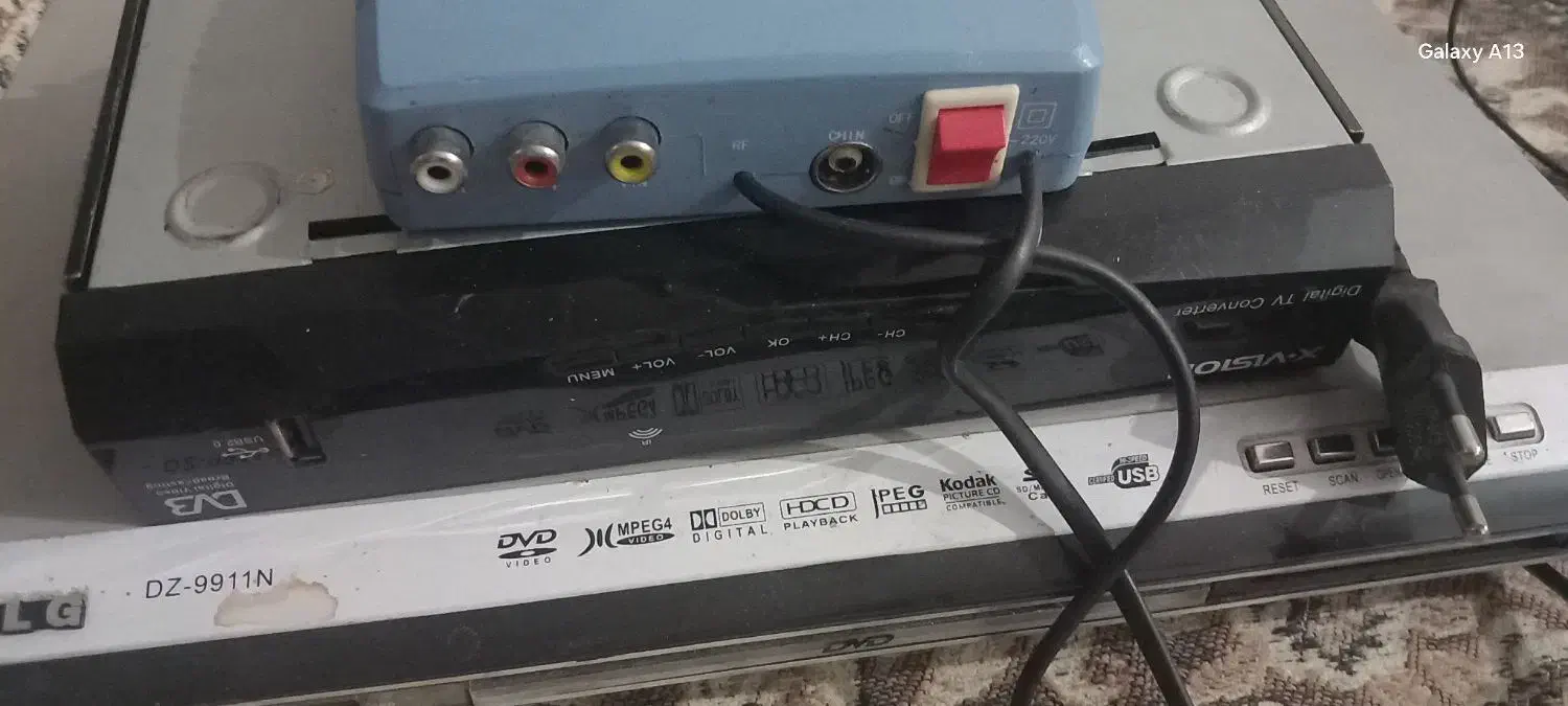 ۳عدد‌دستگاه‌دیجیتال‌و۱عددمبدل‌صداوتصویر‌و۱عدد‌دو|پخش‌کننده DVD و ویدیو|اهواز, کارون|دیوار