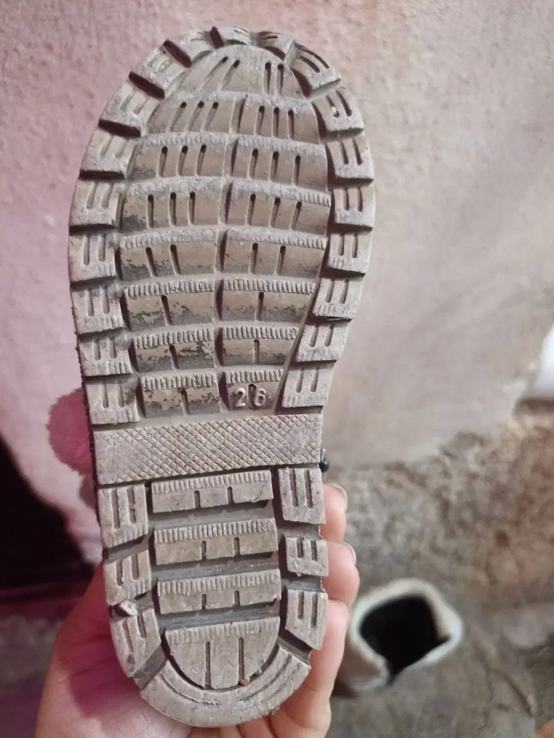 کفش بچگانه 3 جفت و یک عدد دمپایی|کفش و لباس بچه|شیراز, سعدیه شمالی|دیوار