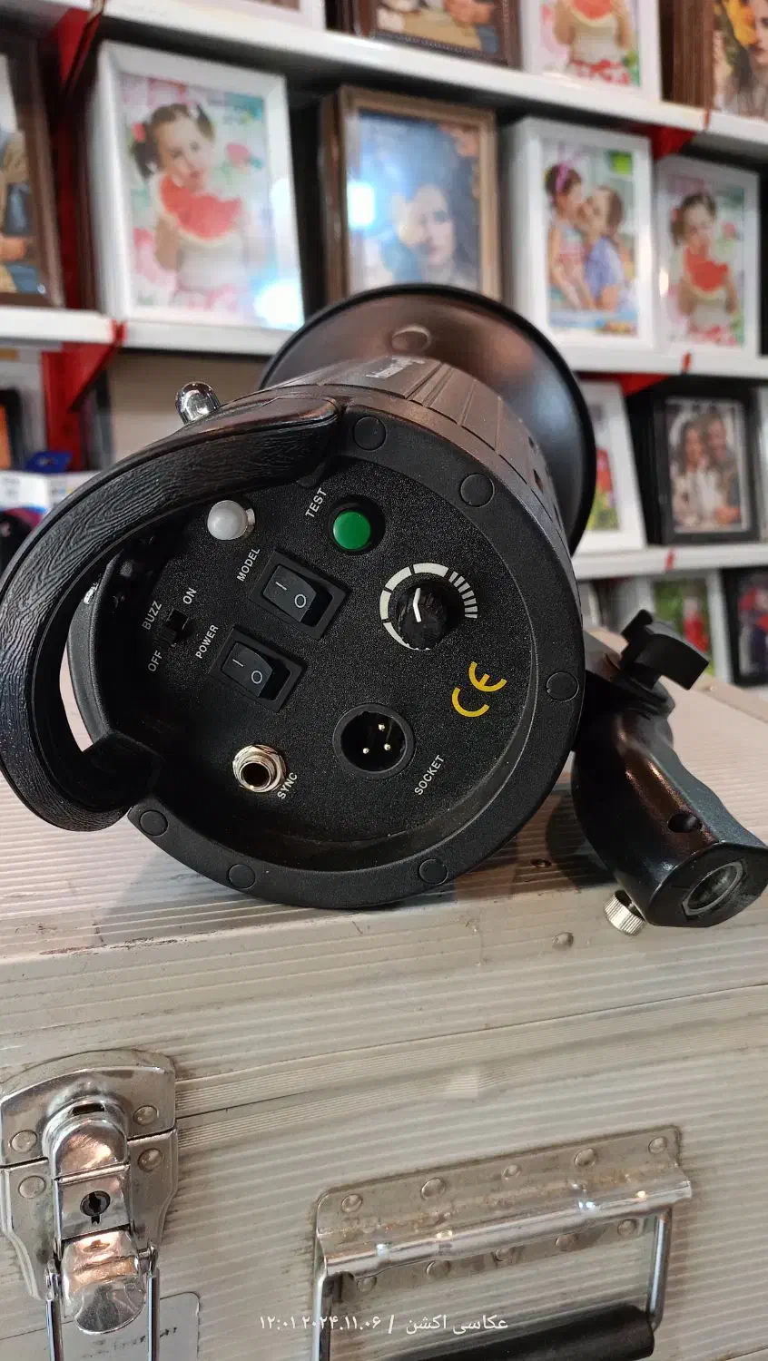 فلاش پرتابل|دوربین عکاسی و فیلمبرداری|سبزوار, امیر کبیر|دیوار