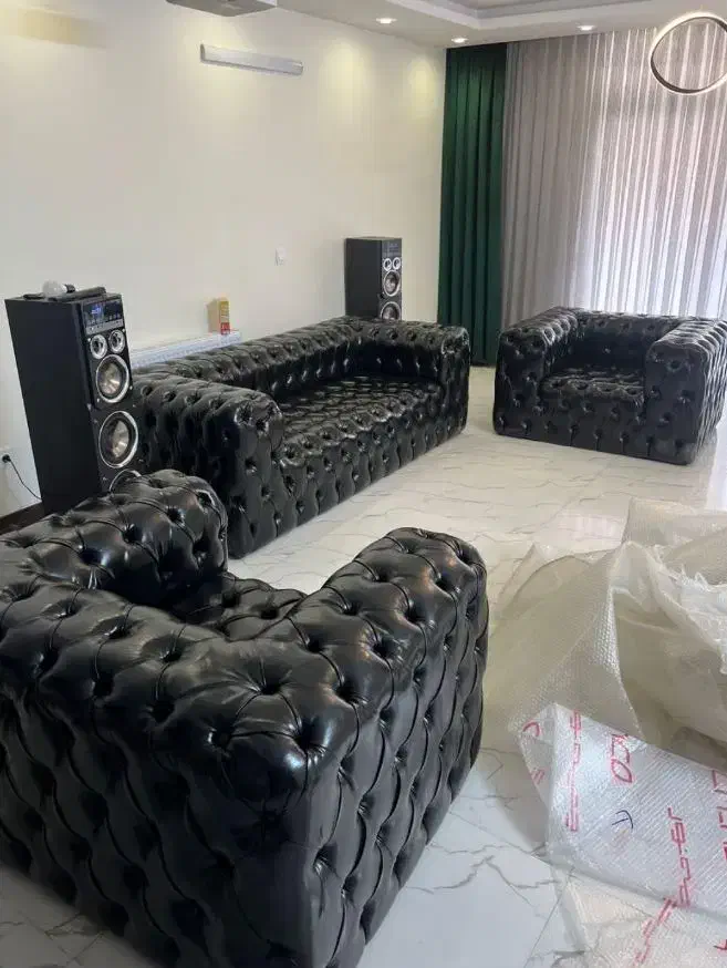 مبل چستر اداری/ میز اداری/ لوازم اداری|مبلمان اداری|قشم, |دیوار