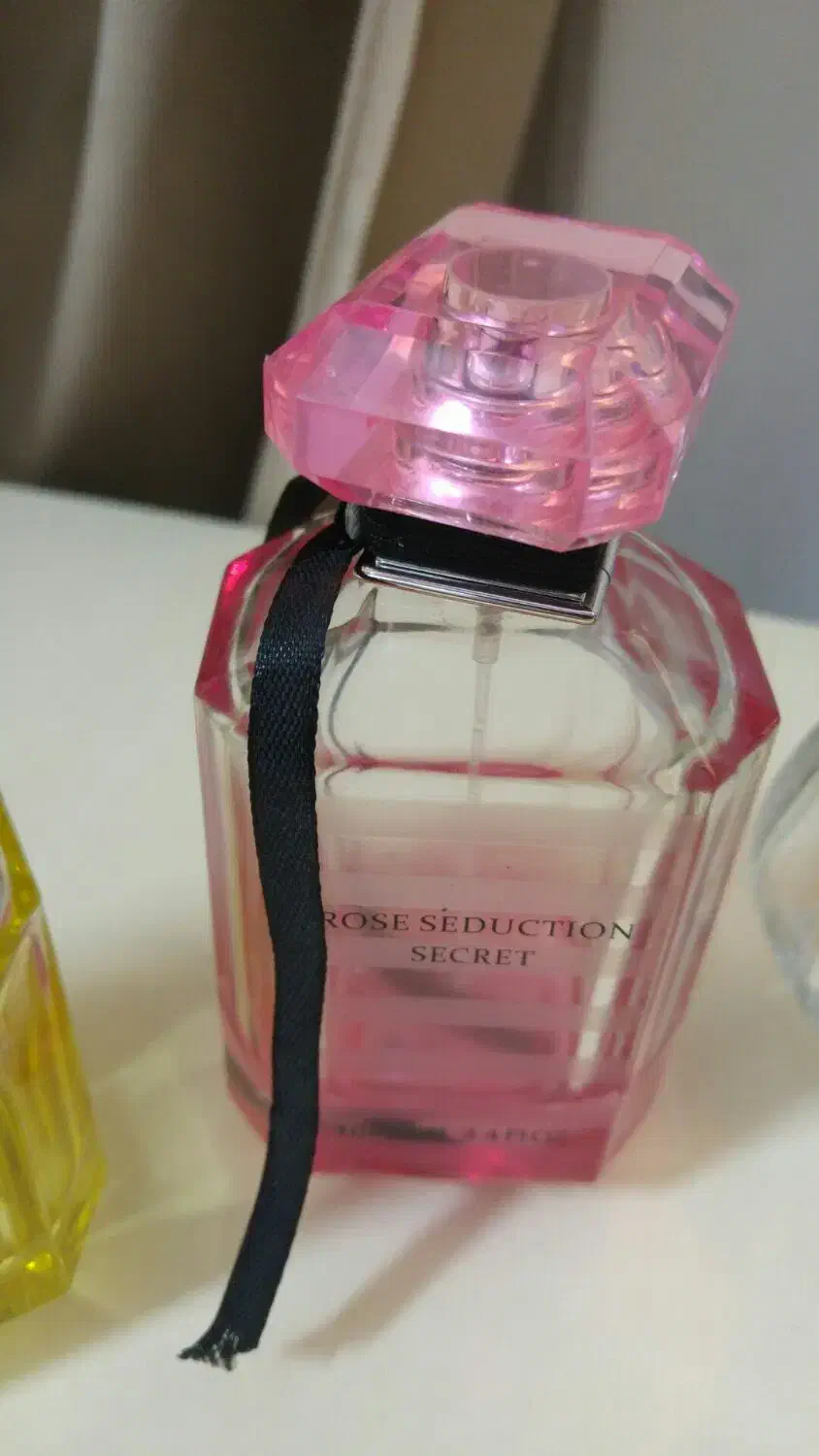 شیشه ادکلن اماراتی|حراج|اسلام‌شهر, شهرک سعیدیه|دیوار