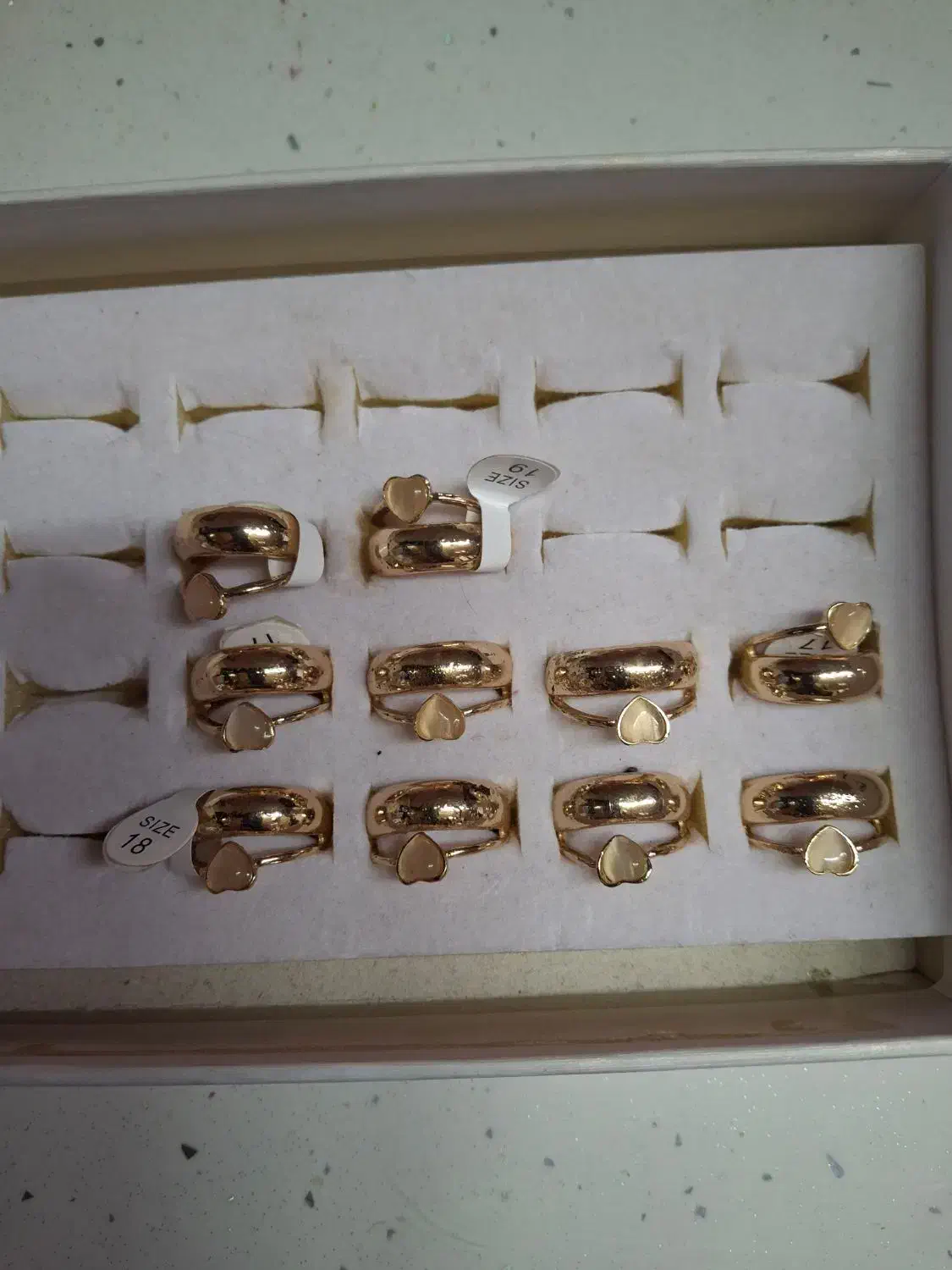 تعدادی محدود انگشتر نو|بدلیجات|کاشان, زیدی|دیوار