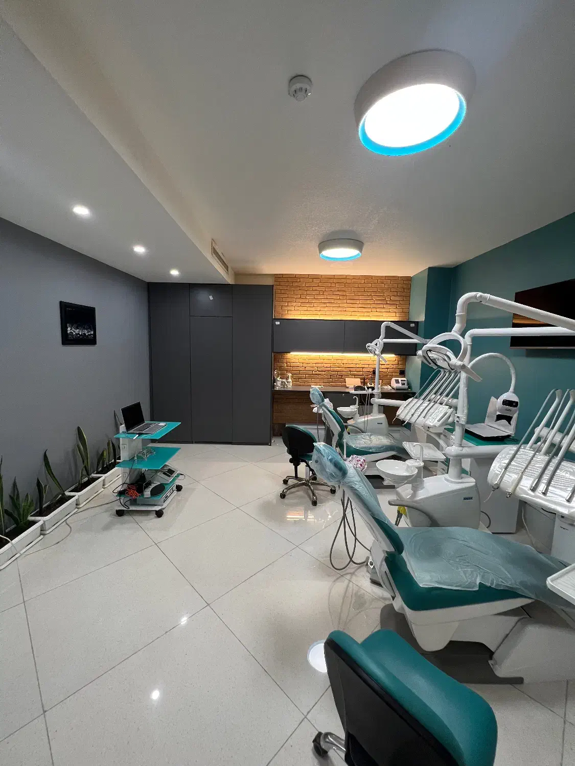 منشی و دستیار مطب دندانپزشکی|استخدام درمانی، زیبایی، بهداشتی|بوشهر, |دیوار