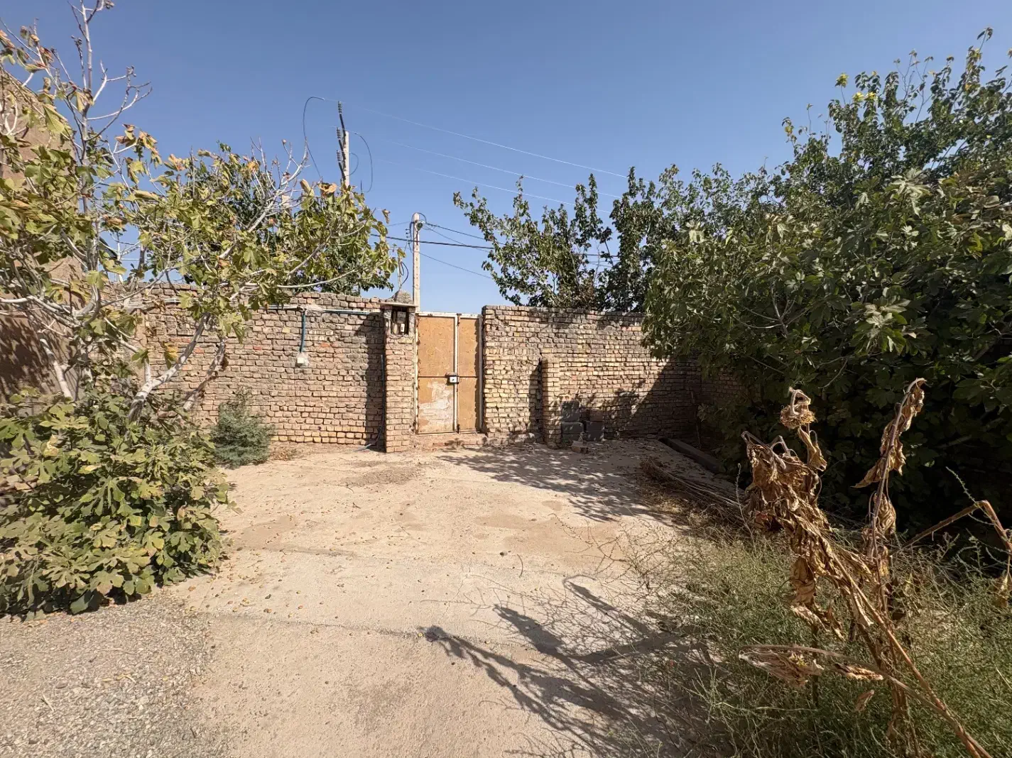 خانه باغ۳۷۰ متری با سند مسکونی تک برگ|فروش زمین و ملک کلنگی|کهن آباد, |دیوار