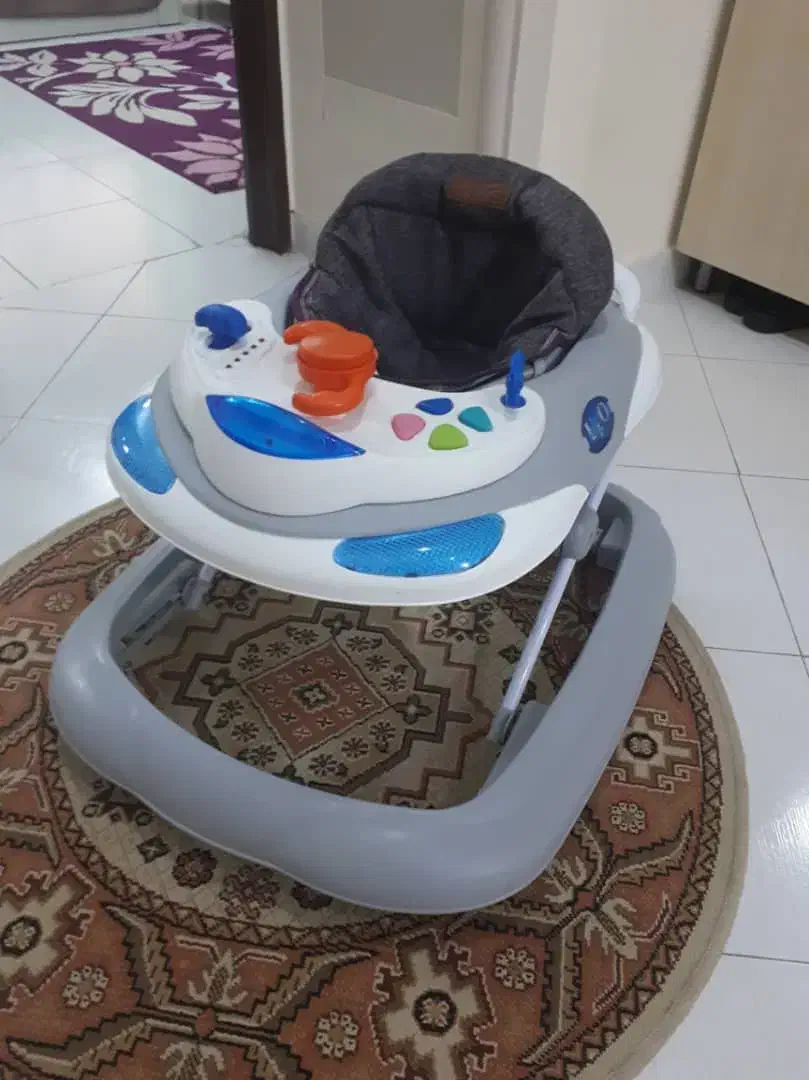 روروئک|کالسکه و لوازم جانبی|ارومیه, |دیوار