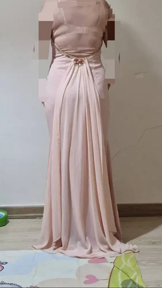 لباس مجلسی|لباس|گلستان (تهران), |دیوار