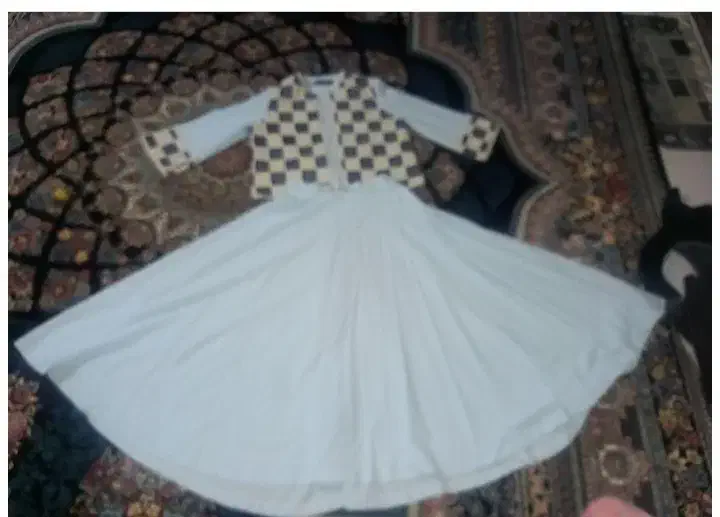 کت دامن|لباس|گرگان, |دیوار