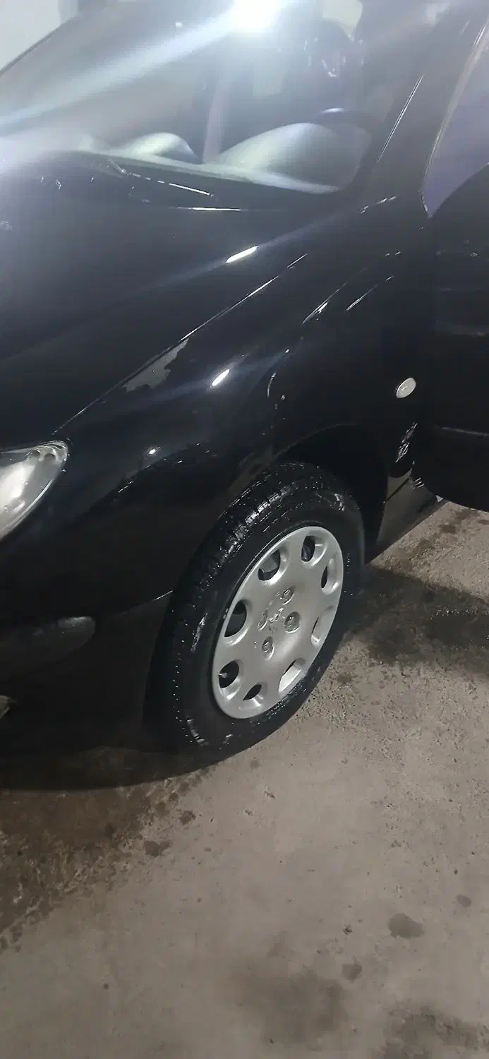 وی هشت ۹۸|خودرو سواری و وانت|قم, سالاریه|دیوار