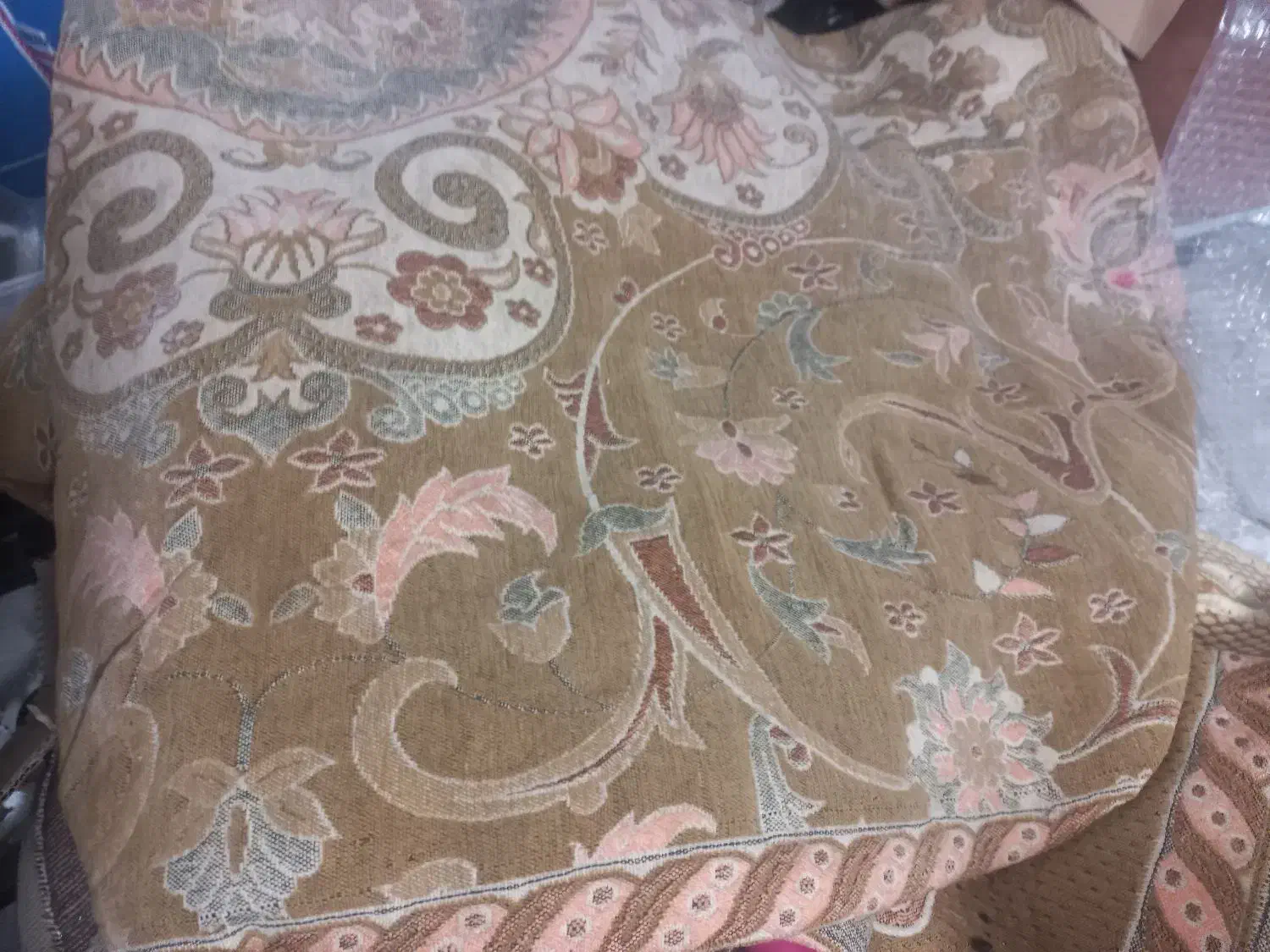 ۲ عددروفرشی مخمل|روفرشی|کرمان, |دیوار