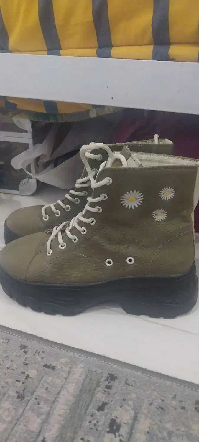 نیم بوت سایز ۳۹|کیف، کفش، کمربند|قدس, شهرک صنعتی زاگرس|دیوار