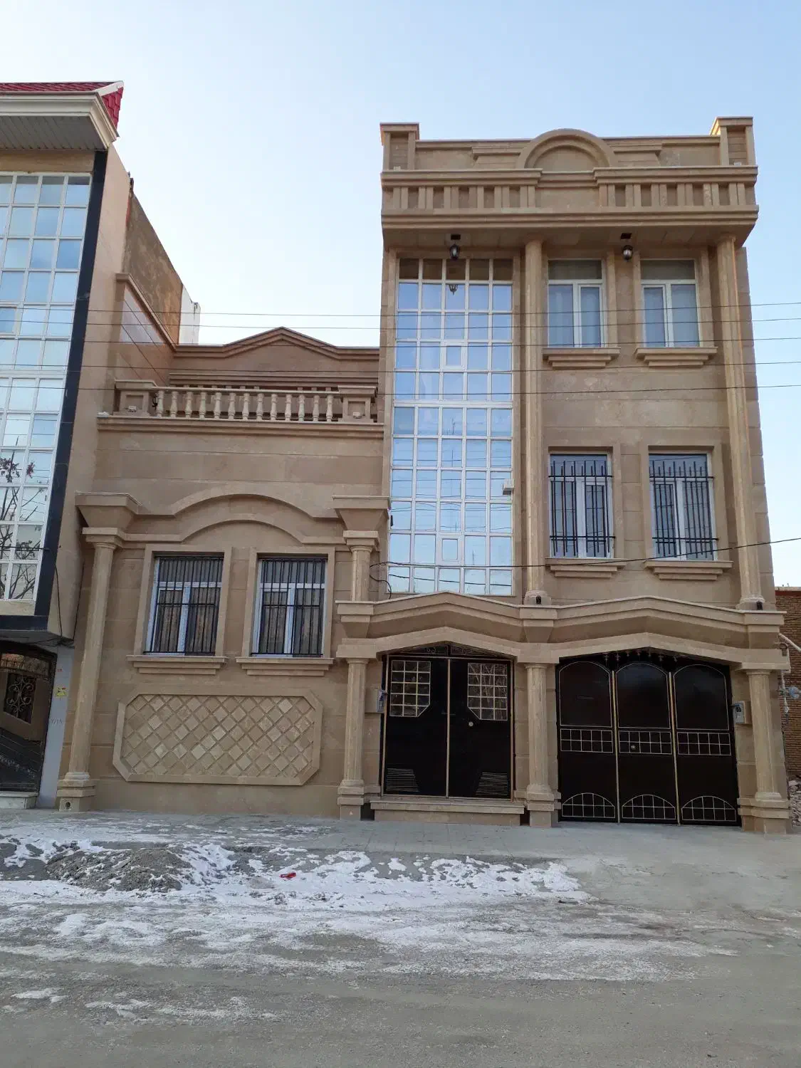 شاگرد وردست سنگ کار|استخدام معماری، عمران و ساختمانی|جوانرود, |دیوار