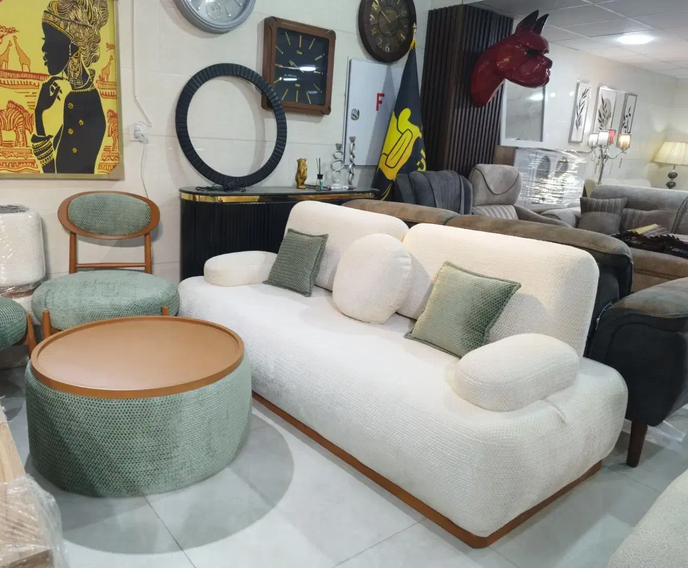 مبل عروسکی طرح پینترستی|مبلمان خانگی و میز عسلی|مشکیندشت, |دیوار