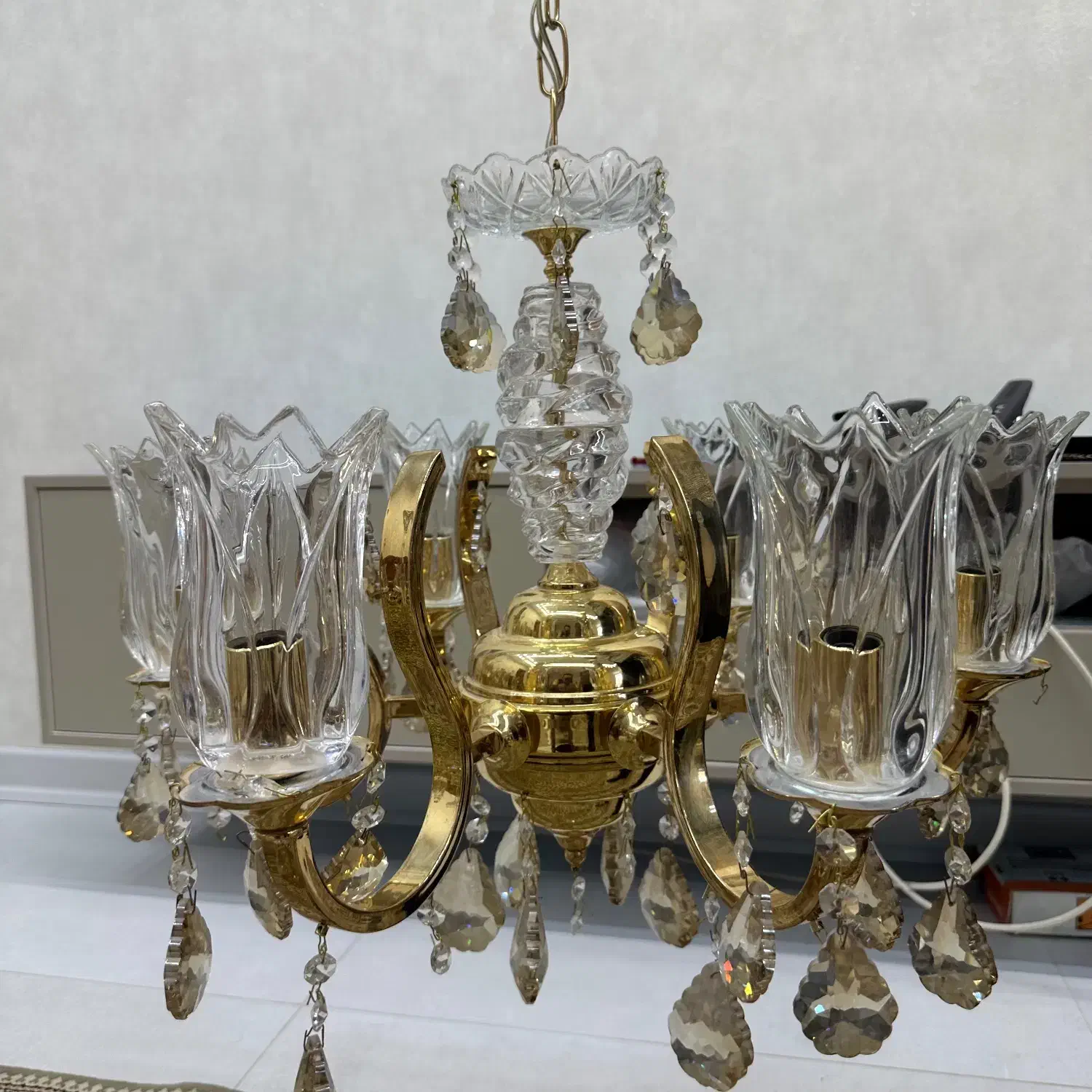 لوستر ۶ شاخه|لوستر و چراغ آویز|گرمسار, |دیوار