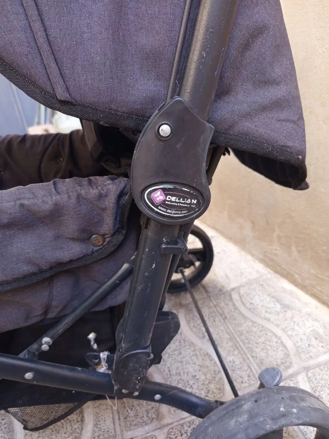 کالسکه مارک دلیجان|کالسکه و لوازم جانبی|میانه, |دیوار