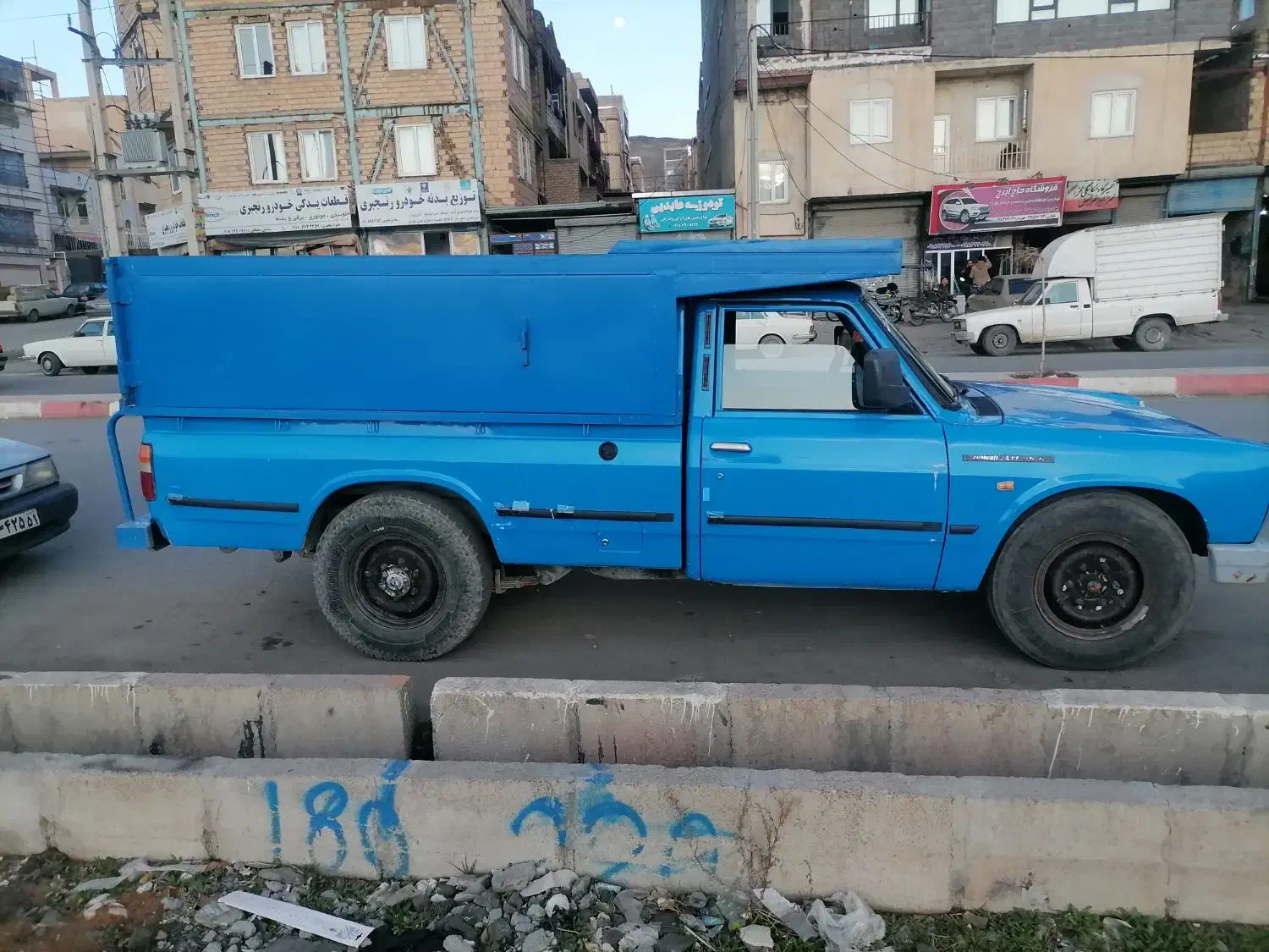 نیسان 84|خودرو سواری و وانت|سنندج, |دیوار