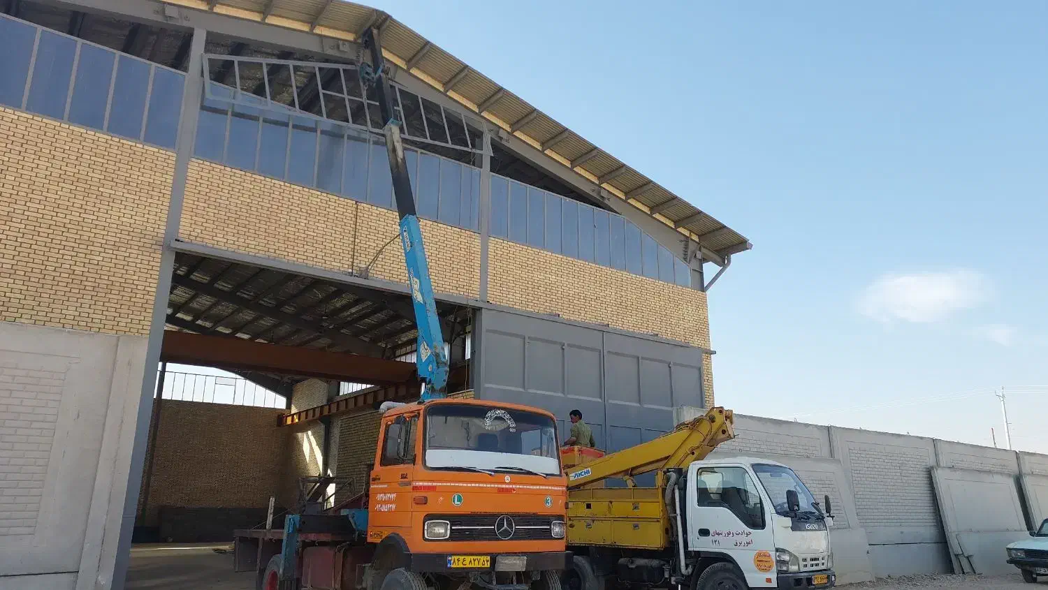 خدمات جرثقیل|خدمات حمل و نقل|اصفهان, اندوان|دیوار