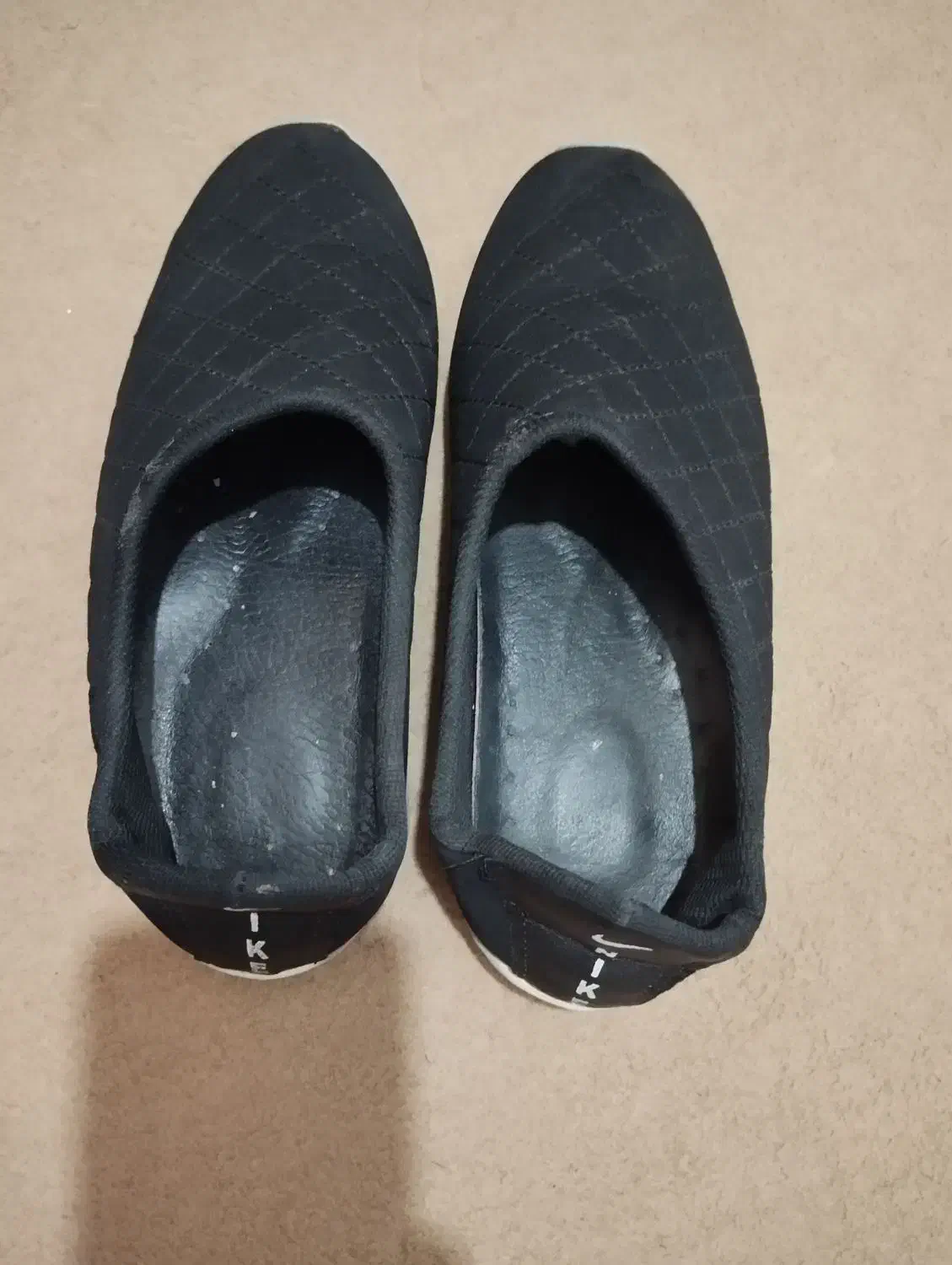 ک ف ش|کیف، کفش، کمربند|زاهدان, |دیوار