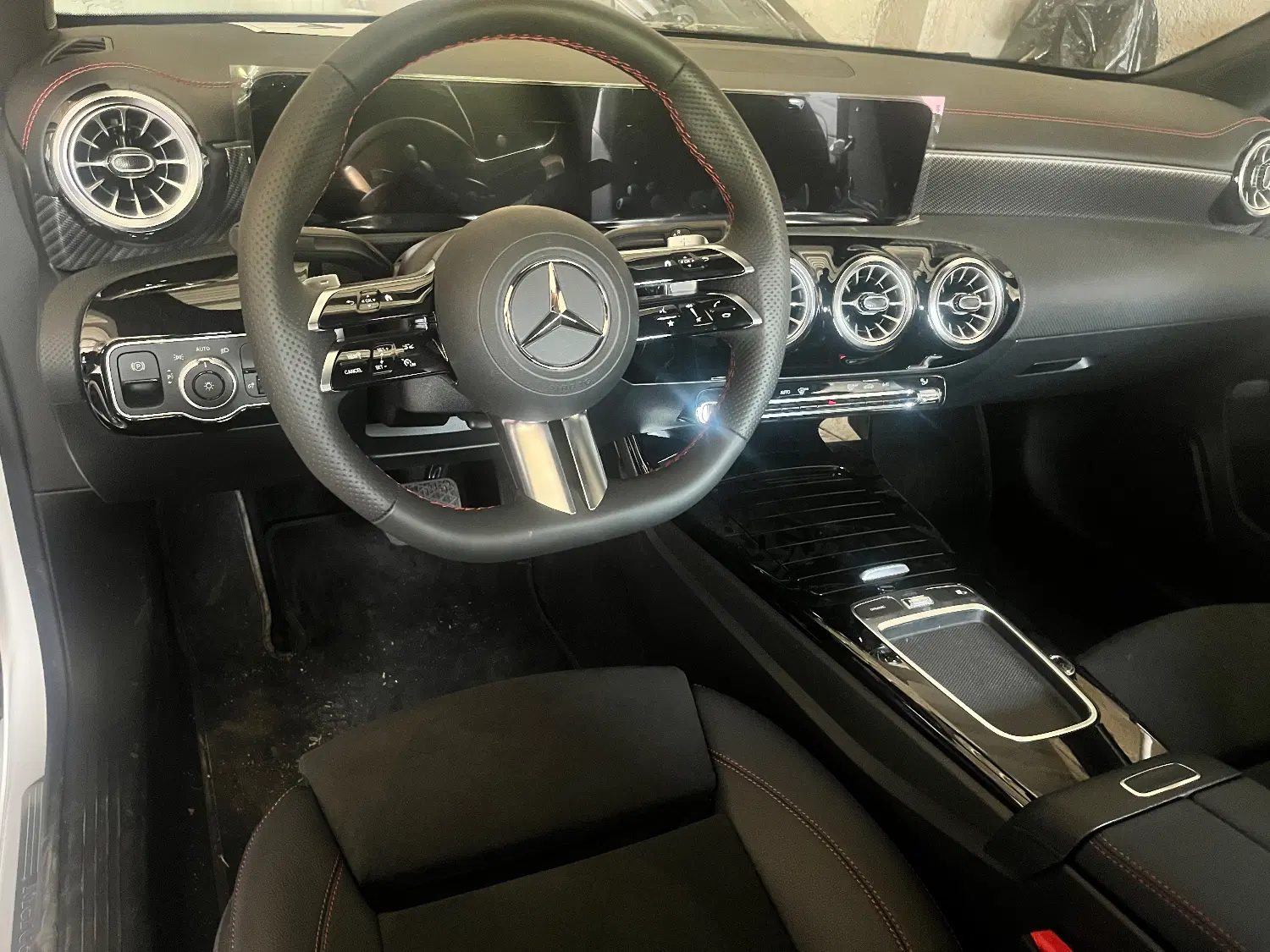Benz A200L 2025|خودرو سواری و وانت|شیراز, وحدت|دیوار