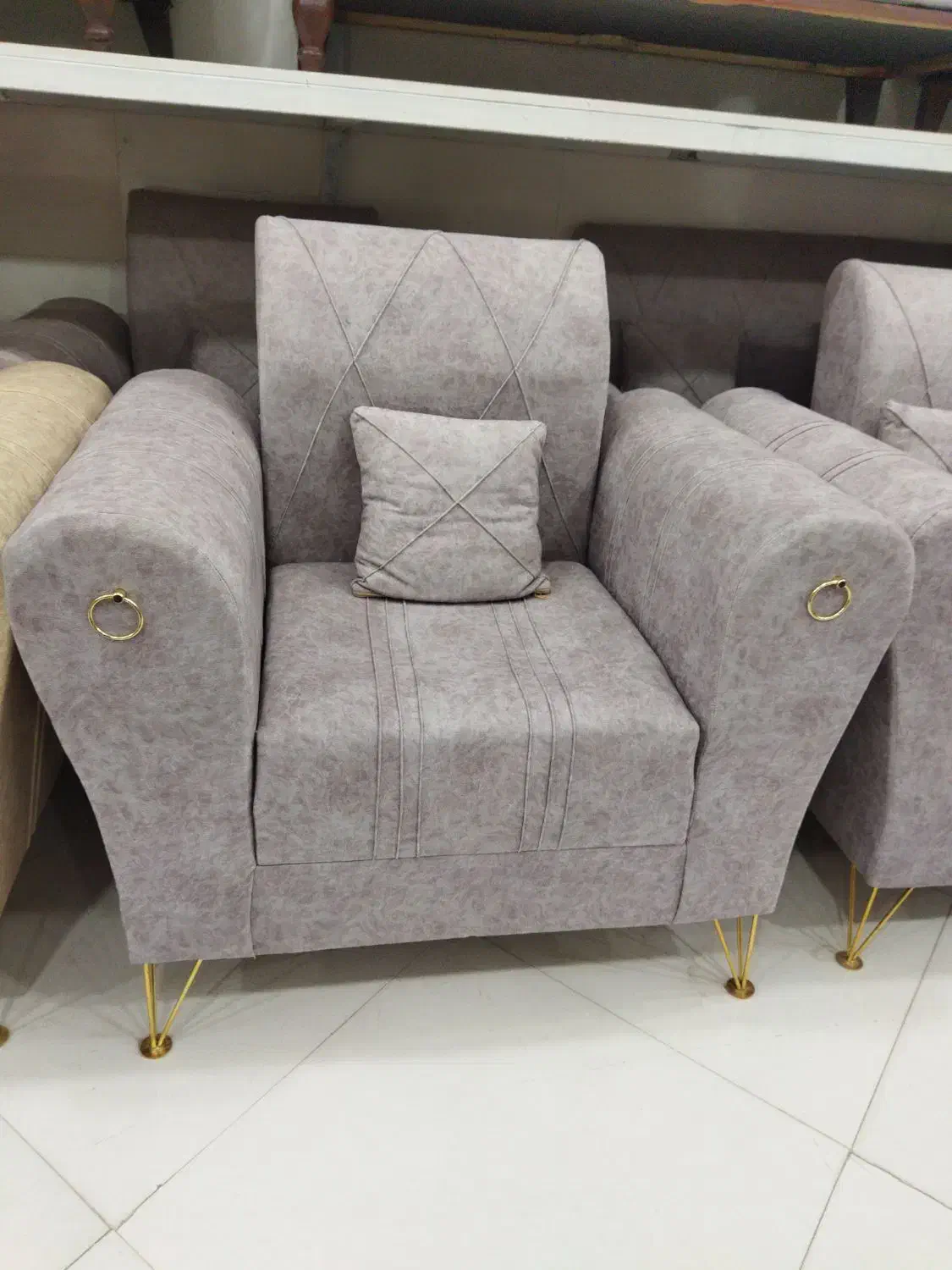 مبلمان راحتی ایران کارا|مبلمان خانگی و میز عسلی|سبزوار, هفت تیر|دیوار