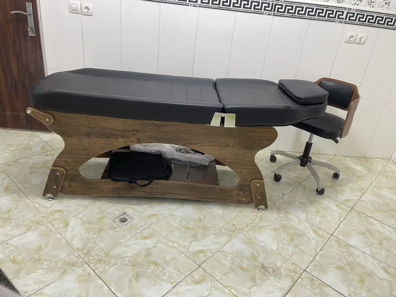 فروش لوازم کاشت ناخن و میکرو|آرایشگاه و سالن‌های زیبایی|نهاوند, |دیوار