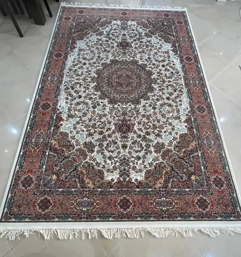 فرش مشهد (در حد نو)|فرش|رشت, چله خانه|دیوار