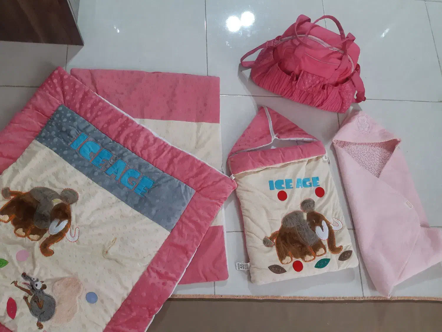 قنداق سوییسی|اسباب و اثاث بچه|گنبد کاووس, |دیوار