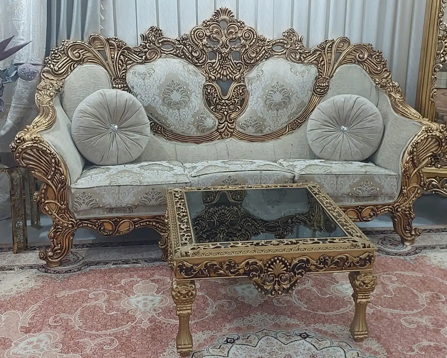 مبل سلطنتی ۹ نفره|مبلمان خانگی و میز عسلی|قائمشهر, |دیوار