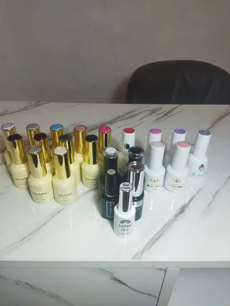 لوازم کاشت ناخن|آرایشی، بهداشتی، درمانی|هشتگرد, فاز ۲ مهستان|دیوار