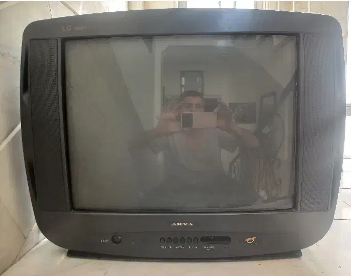 تلویزیون رنگی آریا|تلویزیون و پروژکتور|تهران, صد دستگاه|دیوار