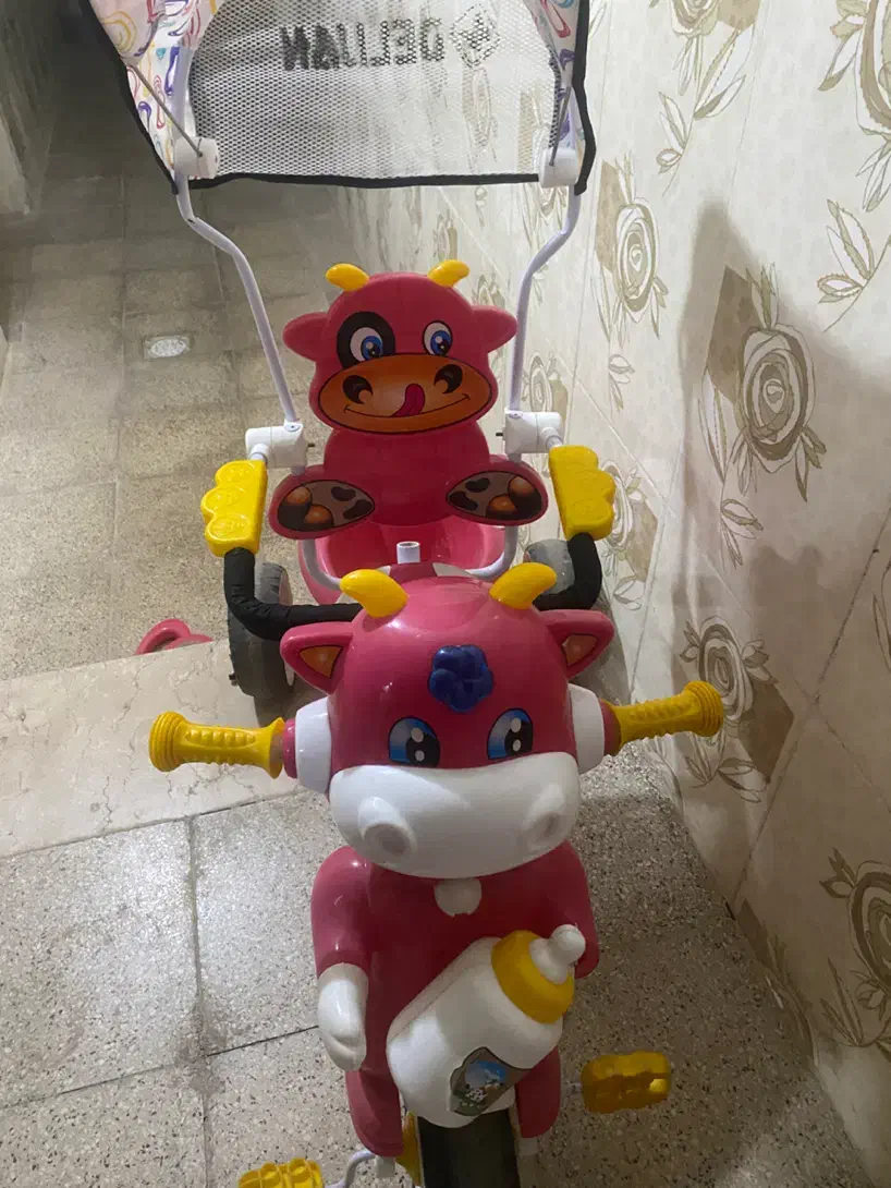 فروش صندلی غذا کودک مدل زوویی و سه چرخه پدال دار|دوچرخه، اسکیت، اسکوتر|شیراز, زرهی|دیوار