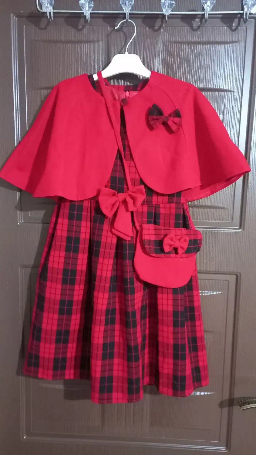 شنل و پیراهن یلدایی|کفش و لباس بچه|تهران, حکیمیه|دیوار