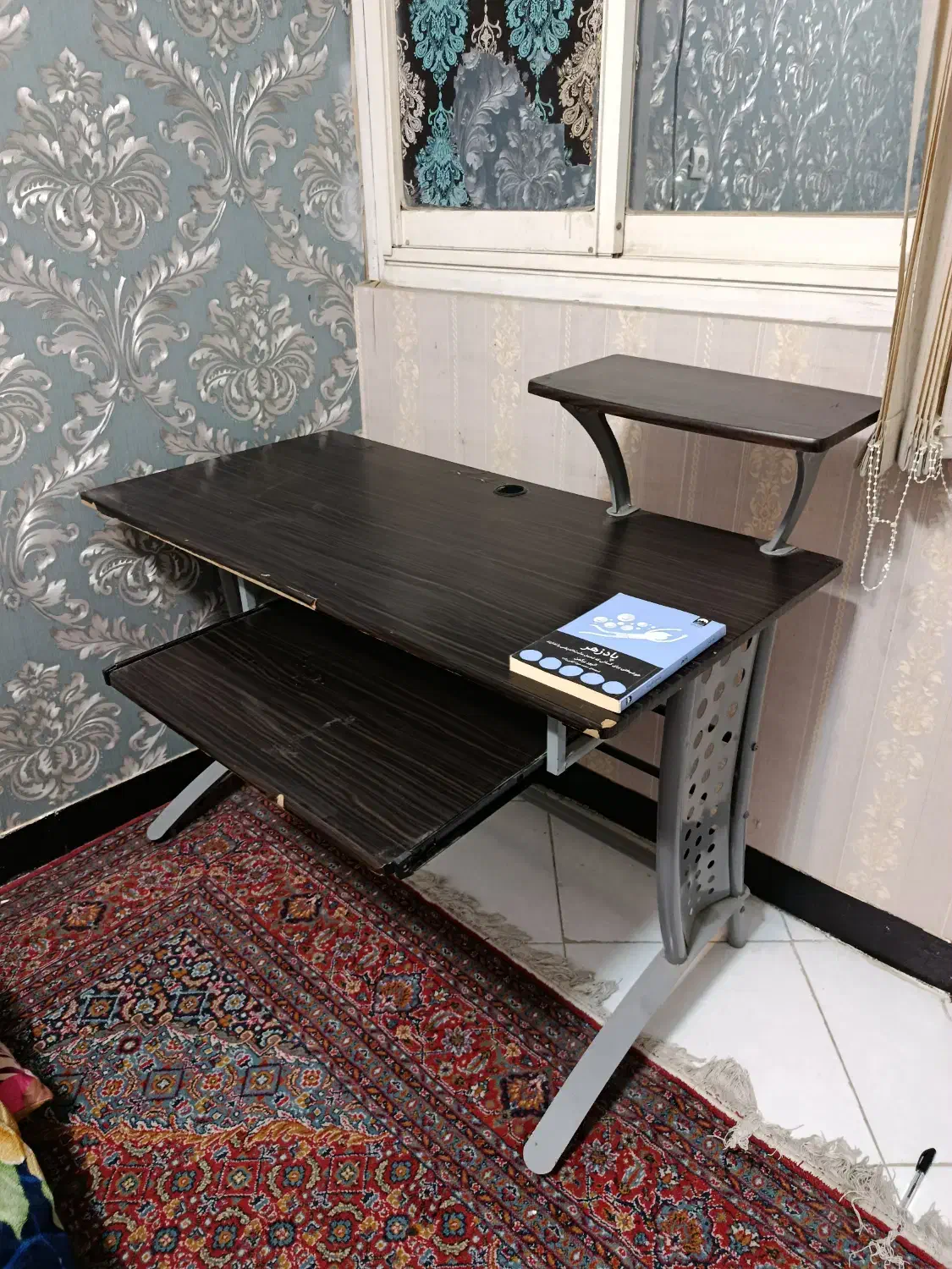 فروش فوری میز و صندلی تحریر|میز تحریر و کامپیوتر|بندرعباس, |دیوار