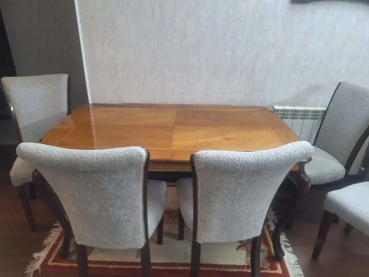 میز و صندلی چوبی|میز و صندلی غذاخوری|شاهرود, |دیوار