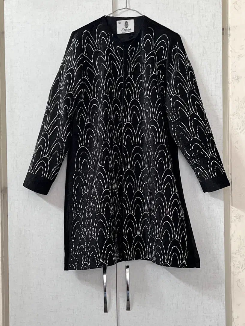 مانتو مخمل پاییزه و زمستانه و فرم اداری|لباس|اسلام‌شهر, سیمرغ|دیوار