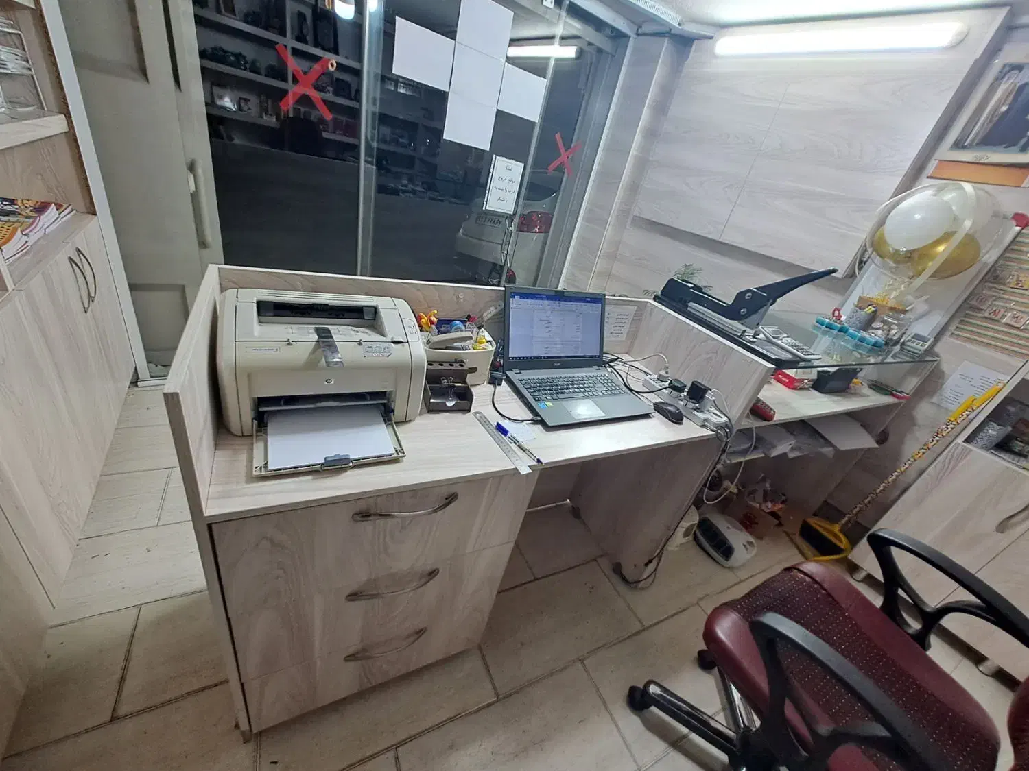 ویترین‌ و میز پیشخوان|فروشگاه و مغازه|اصفهان, شهشهان|دیوار