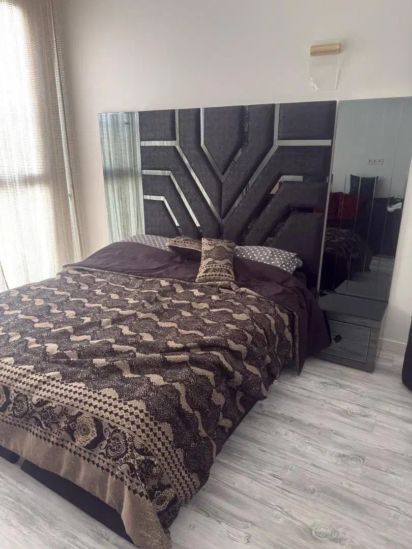 تخت و تشک ومیز ارایش|تخت و سرویس خواب|فشم, |دیوار