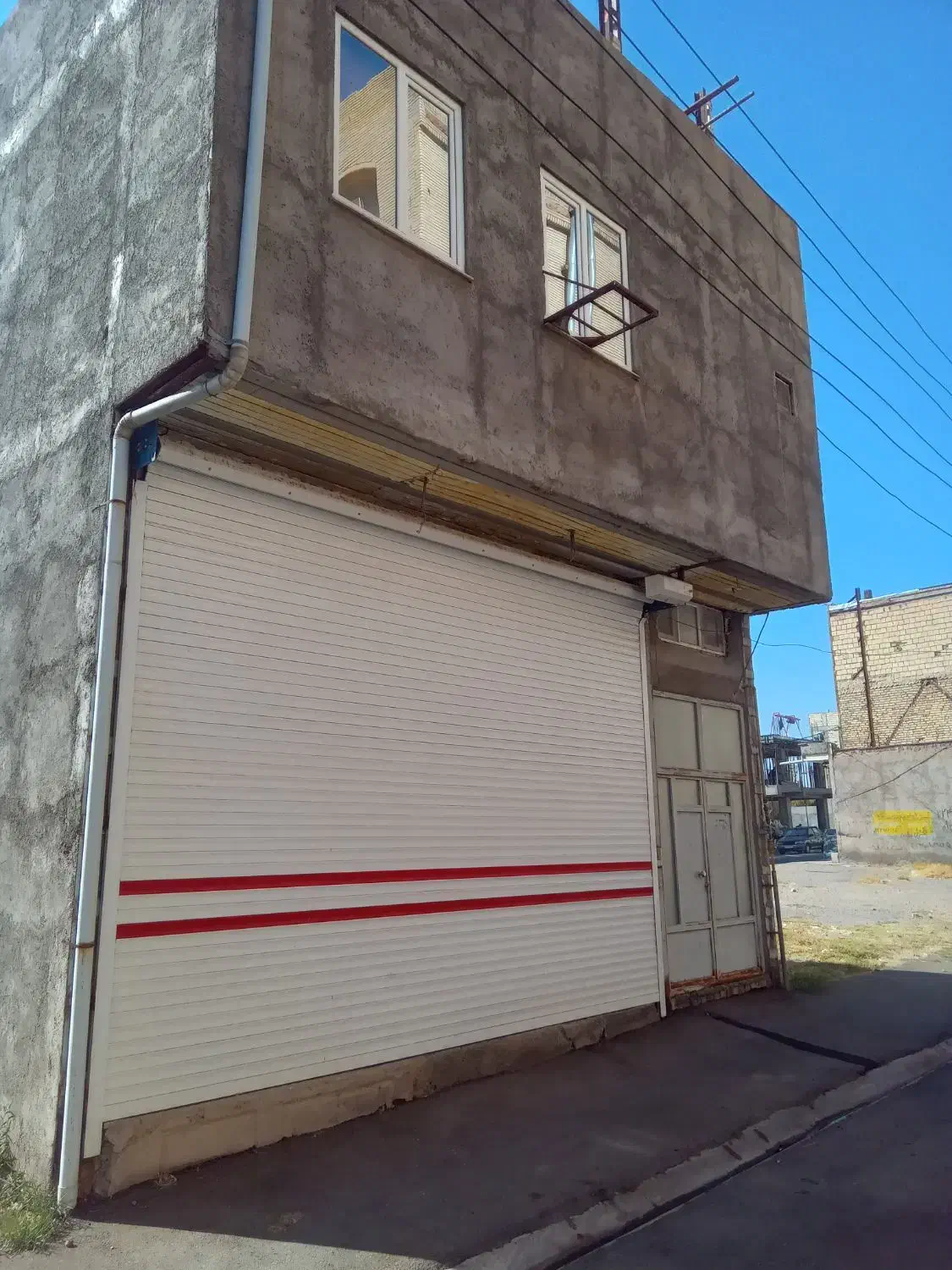 فروش خانه و مغازه سند تجاری با سازه ی ۳ طبقه|فروش خانه و ویلا|میانه, |دیوار