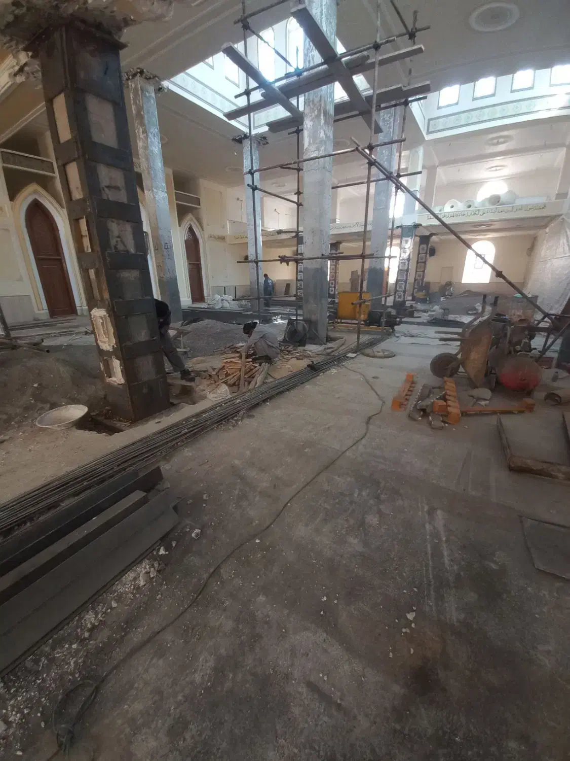 مقاوم سازی FRP آب بندی کاشت میلگرد|خدمات پیشه و مهارت|قشم, |دیوار