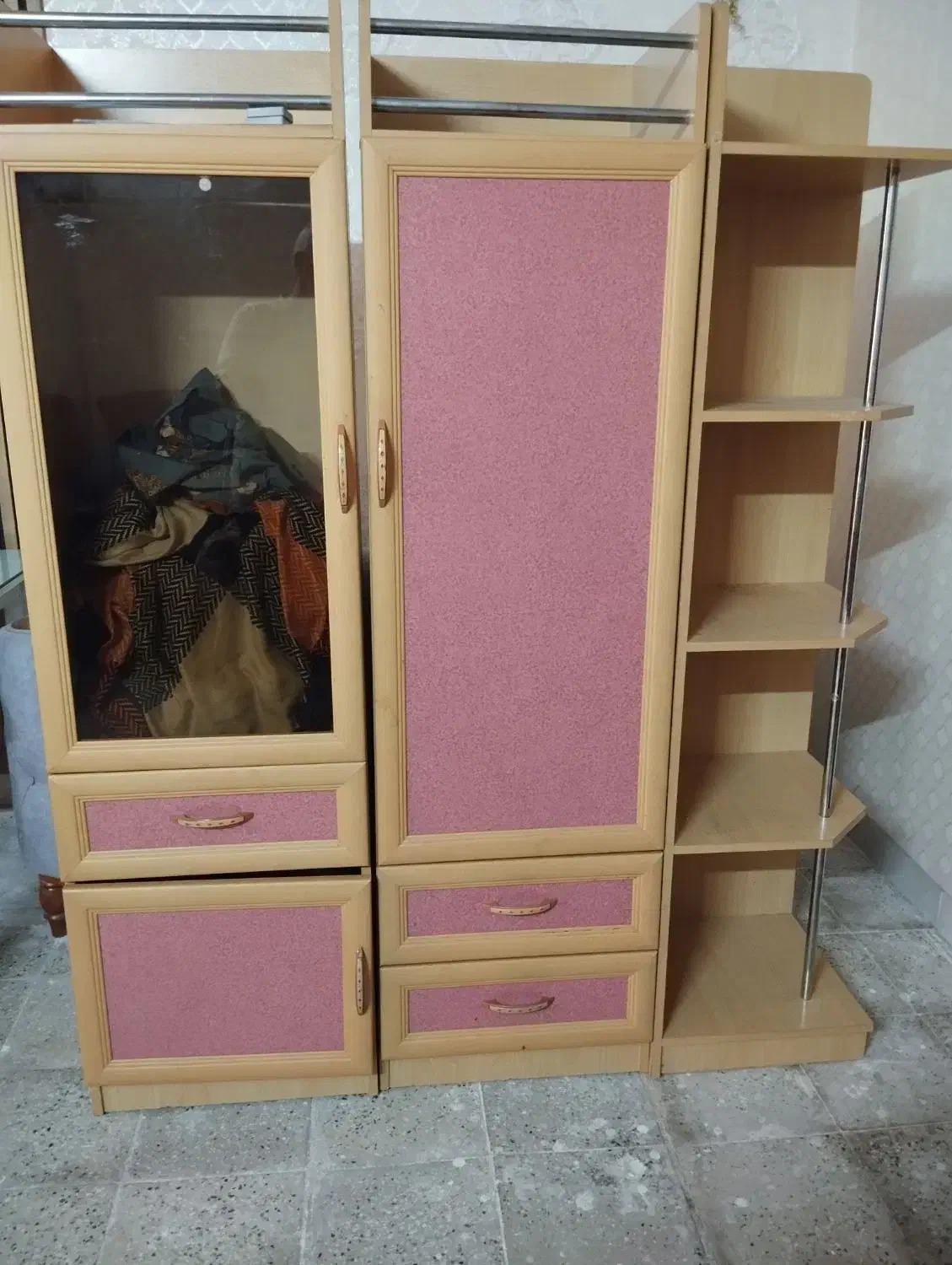 کمد سه تیکه|اسباب و اثاث بچه|شهر ری, شهادت|دیوار