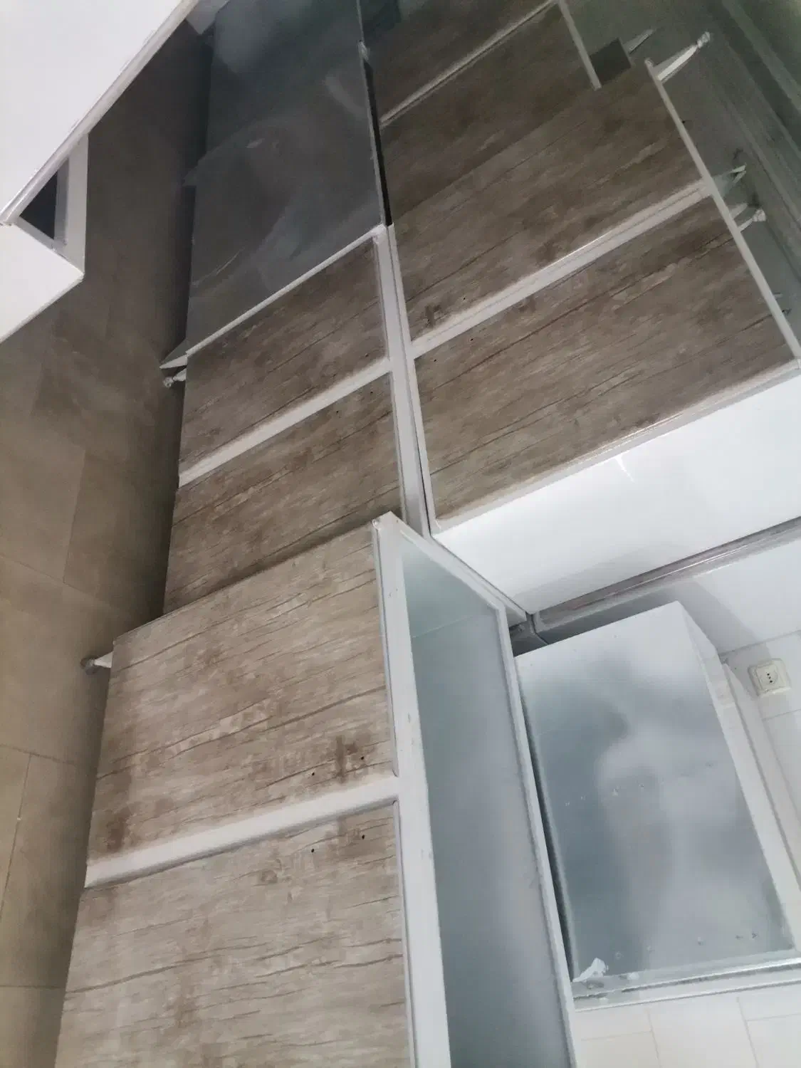 کابینت فلزی بازاری|مصالح و تجهیزات ساختمان|یزد, |دیوار