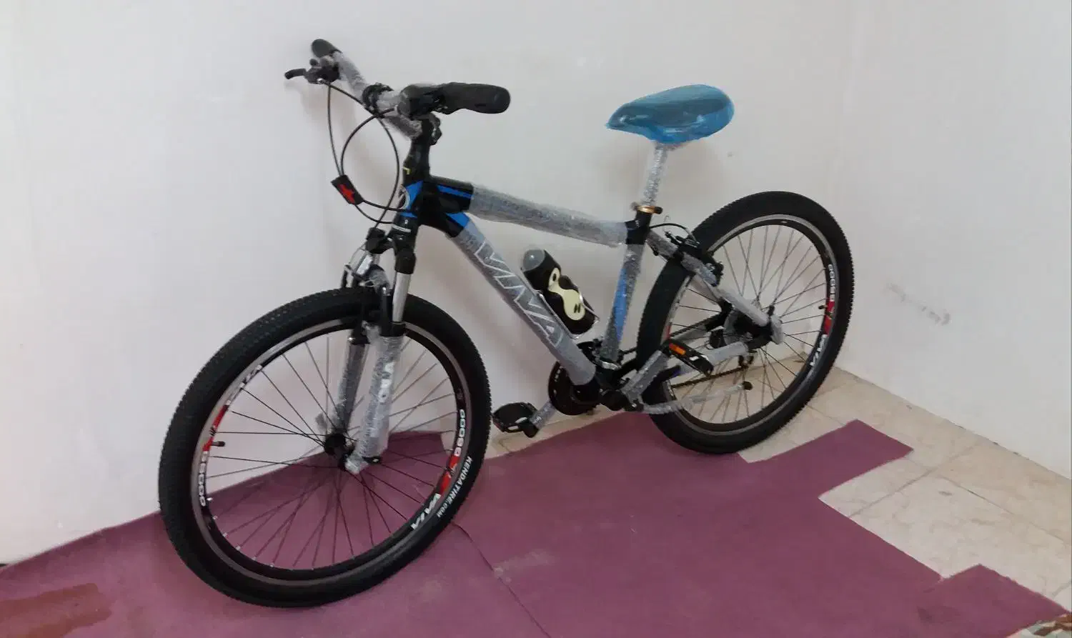 دوچرخه ویوا (تایوان)|دوچرخه، اسکیت، اسکوتر|خلخال, |دیوار