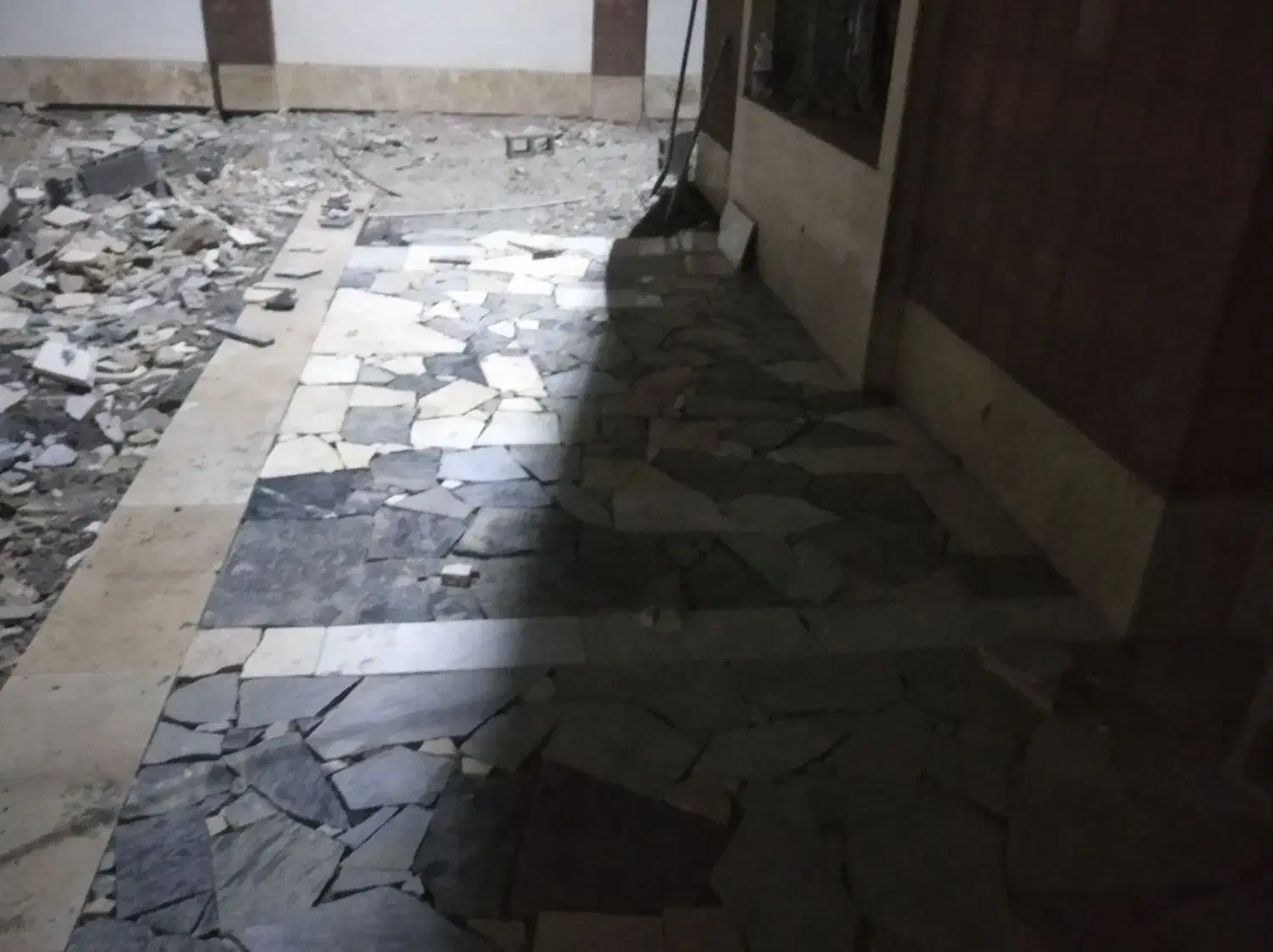 سنگ کار و سرامیک کارم|خدمات پیشه و مهارت|بندرعباس, |دیوار